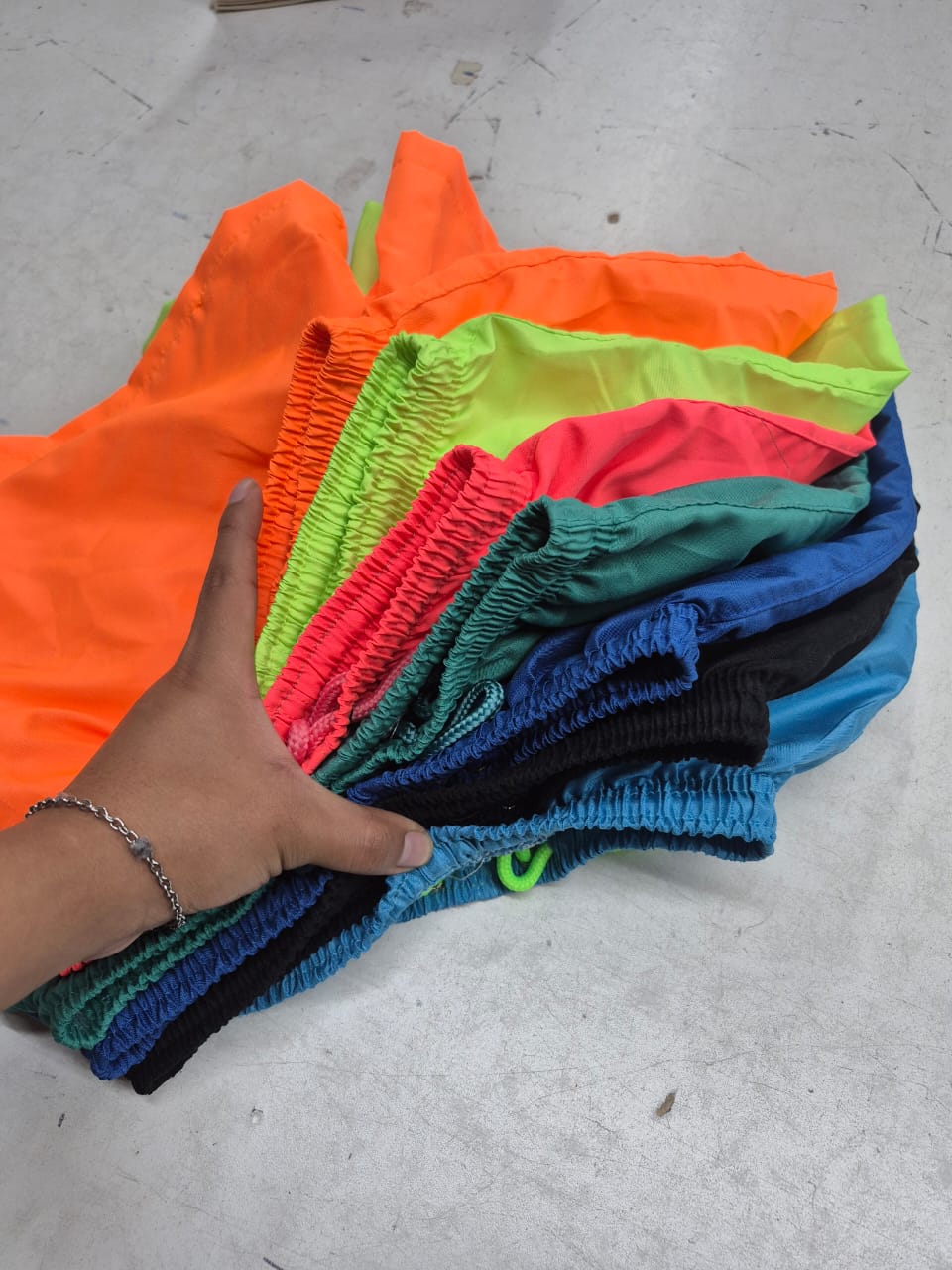 Short de baño niño- NORMAL LISO (NO mágico)